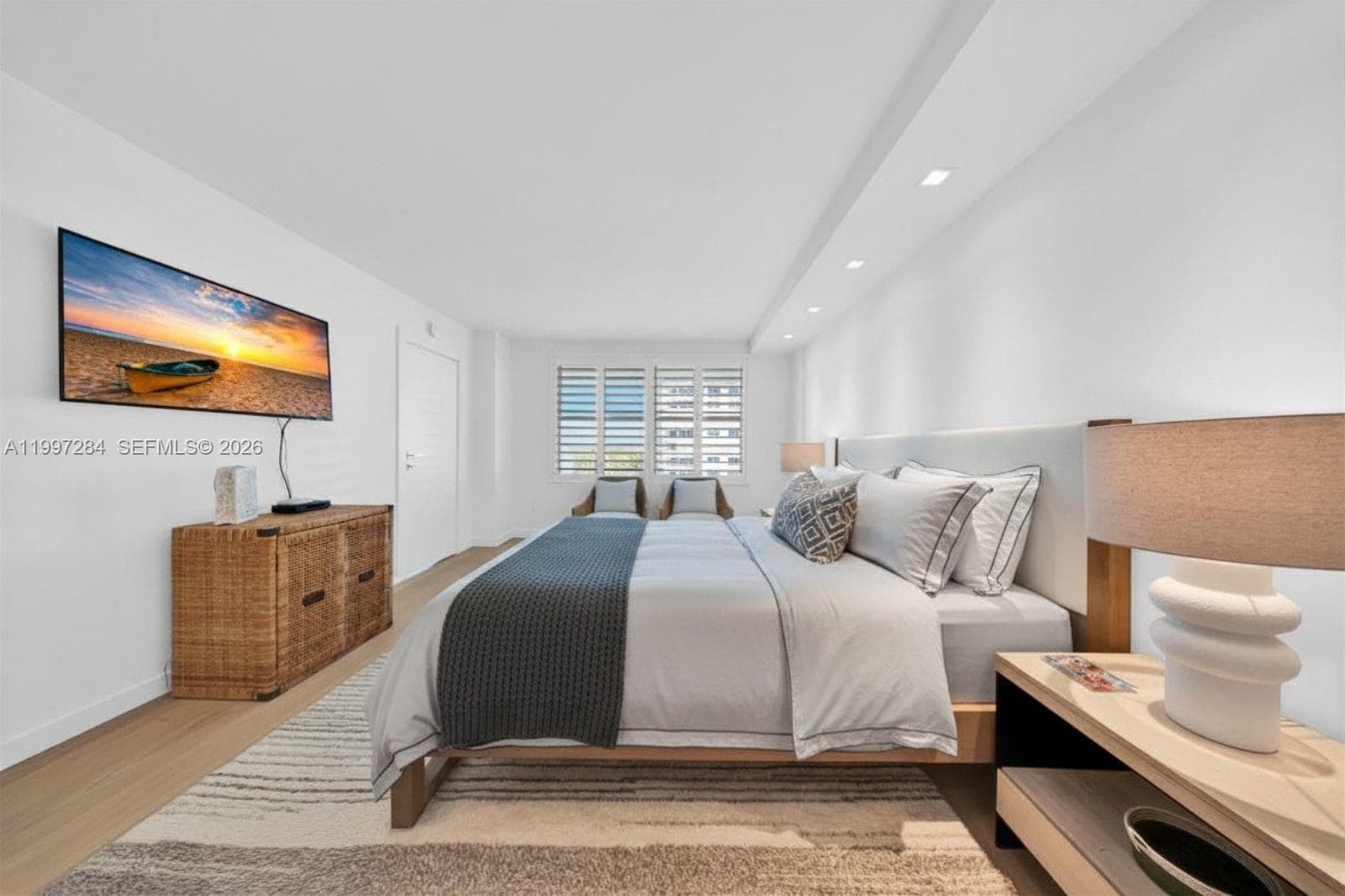 199 Ocean Lane Dr 602 photo 20