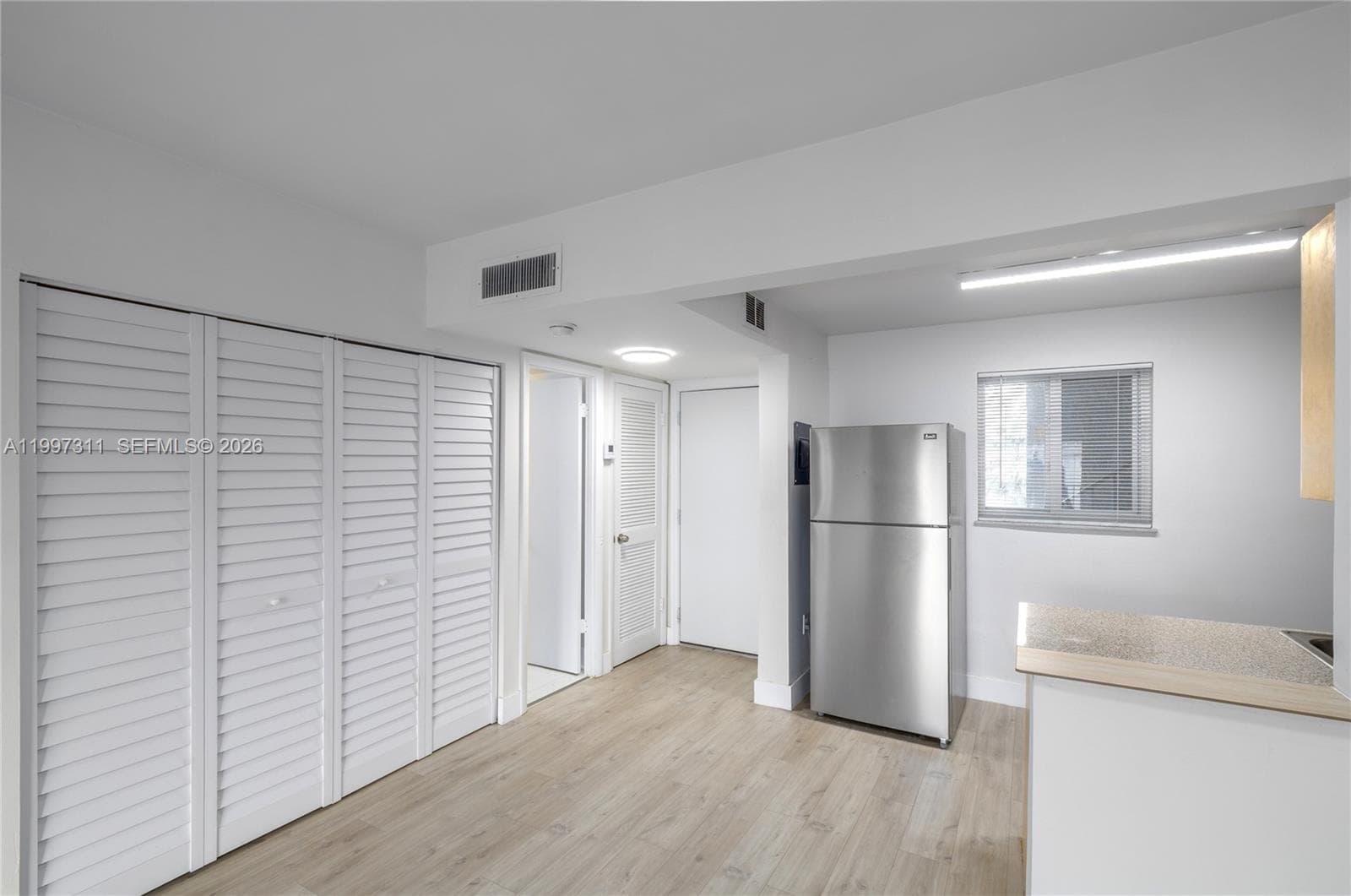 3626 168th St 502 photo 2