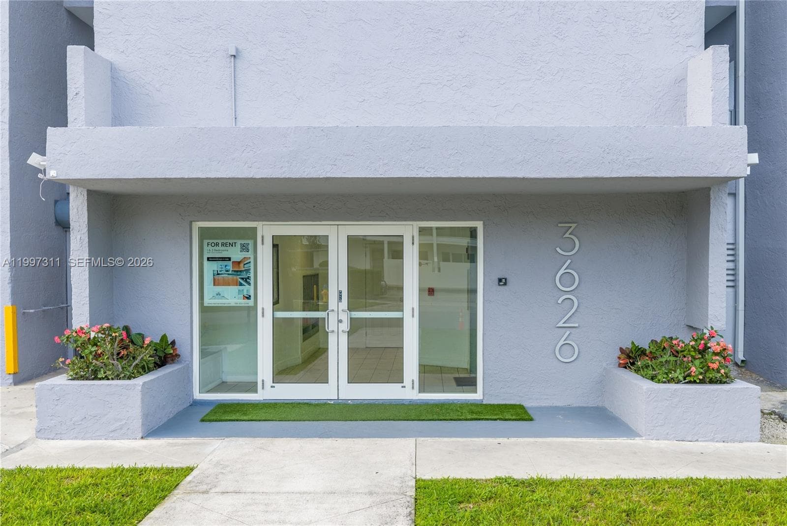 3626 168th St 502 photo 9