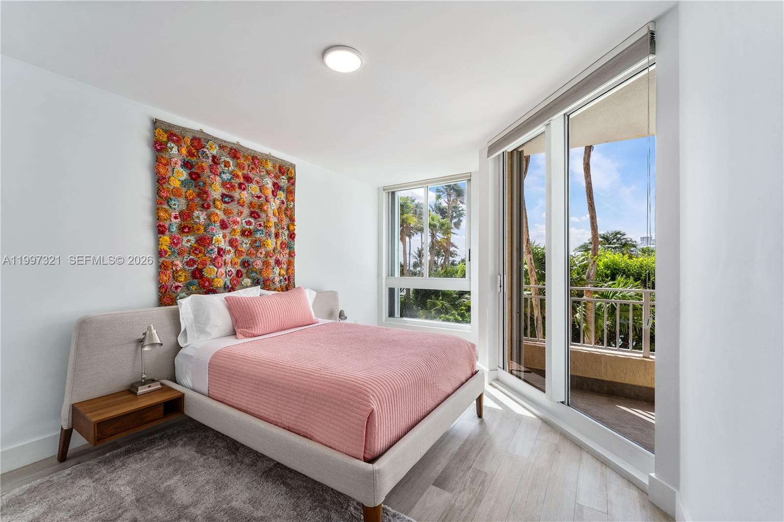 791 Crandon Blvd 405 photo 20