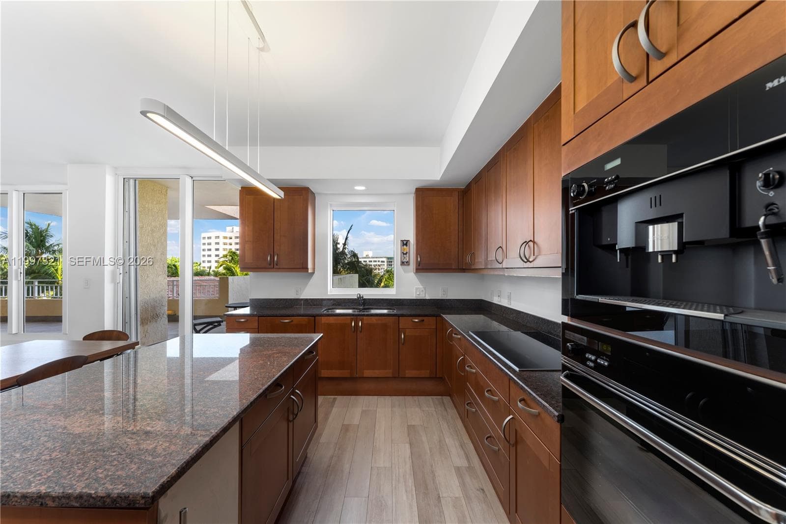 791 Crandon Blvd 405 photo 8