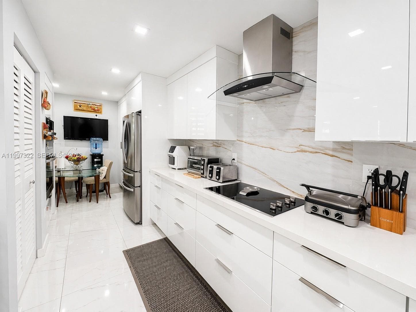 2370 135th St 405 photo 15