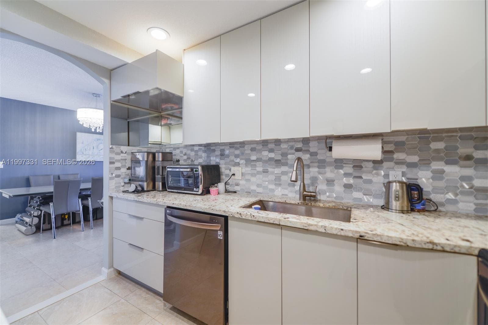 1950 Ocean Dr 20D photo 6