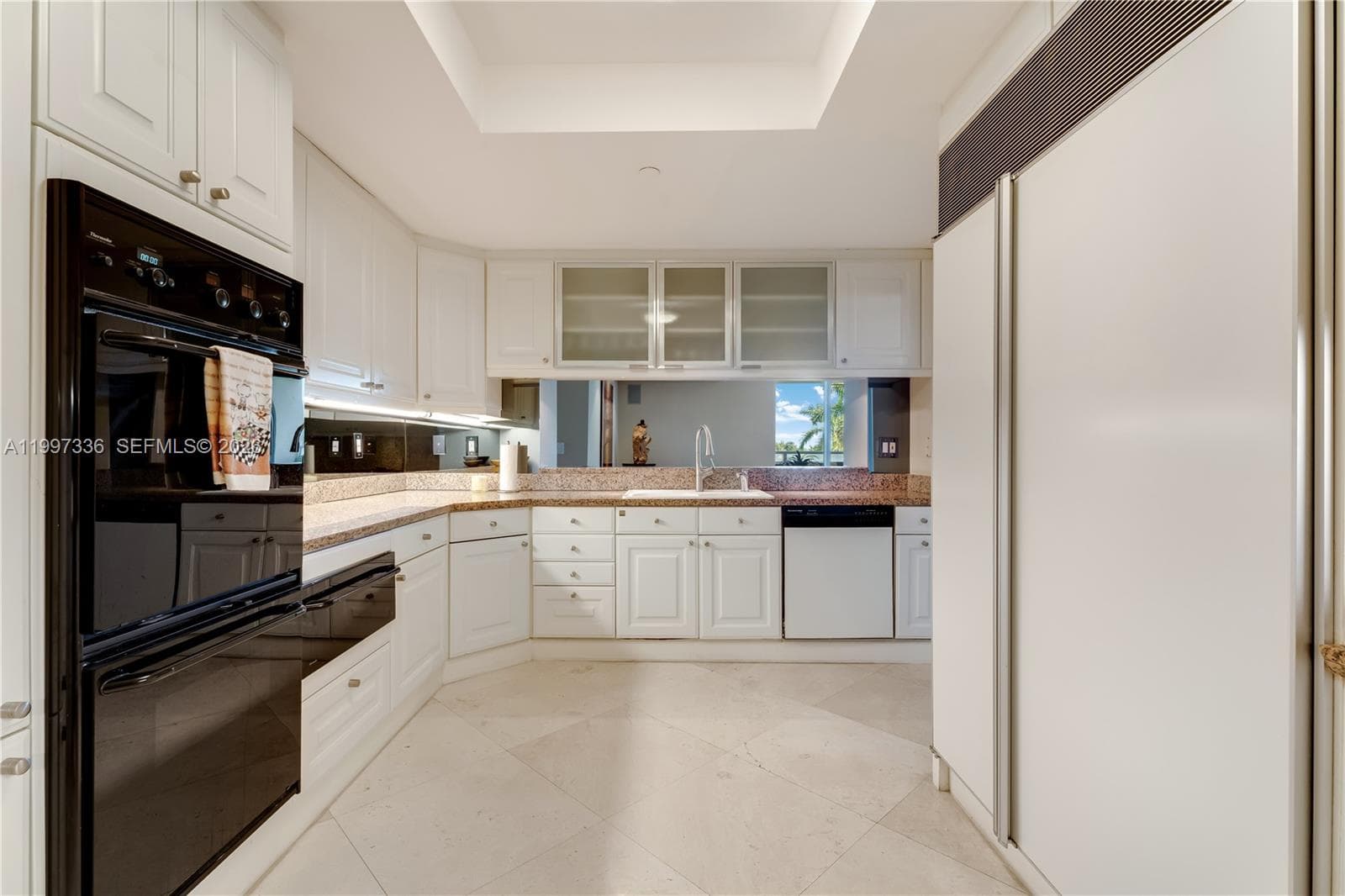 445 Grand Bay Dr 412 photo 11