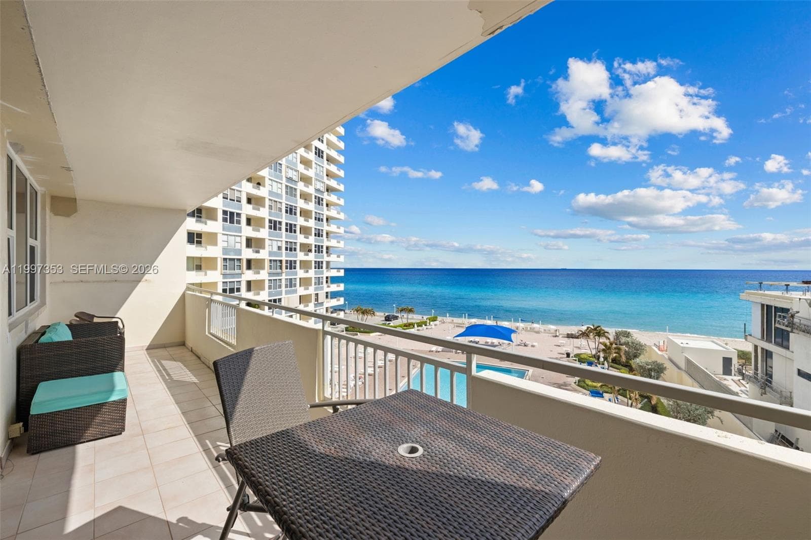 3180 S Ocean Dr 516 photo 2