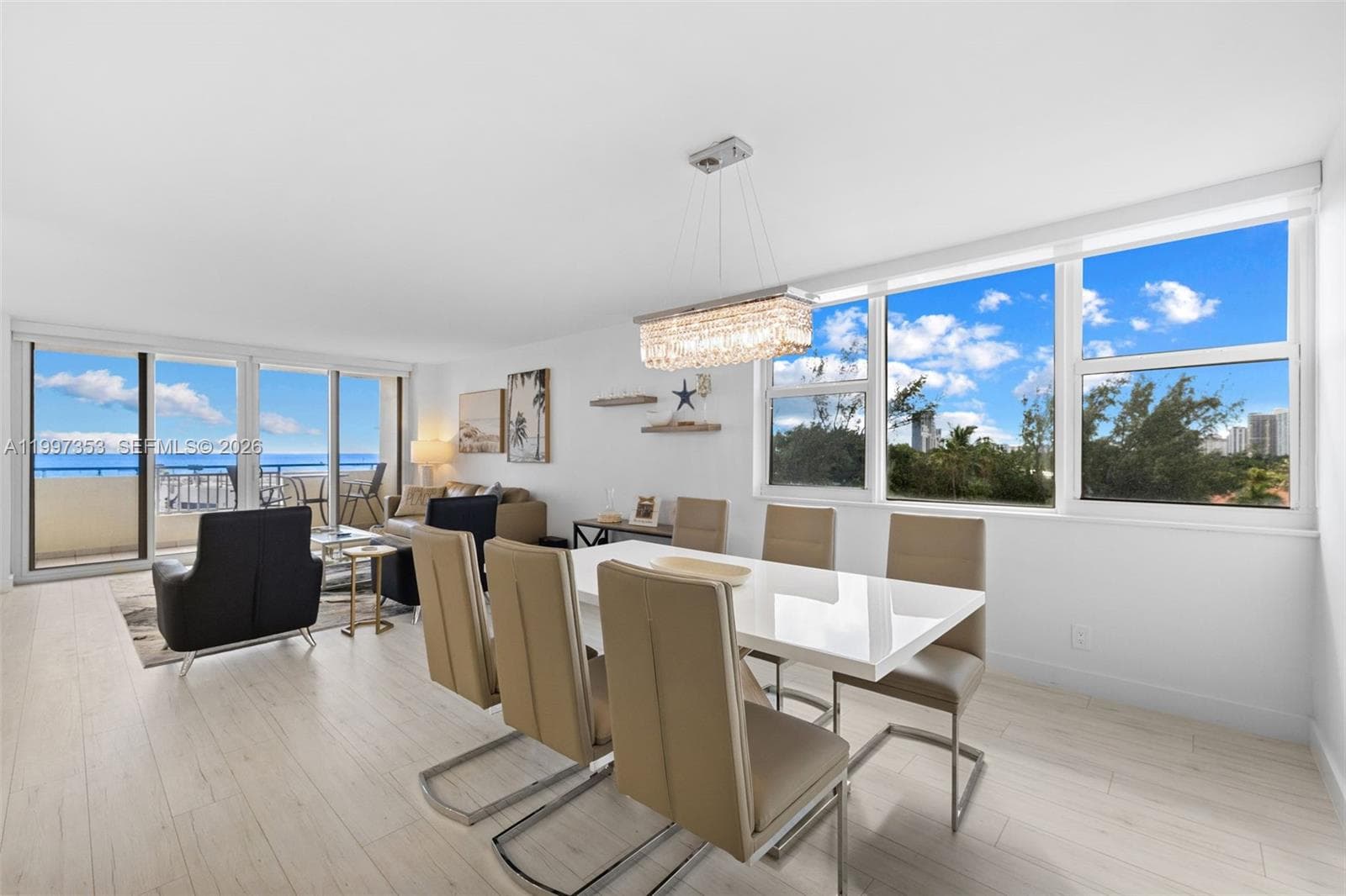 3180 Ocean Dr 516 photo 13