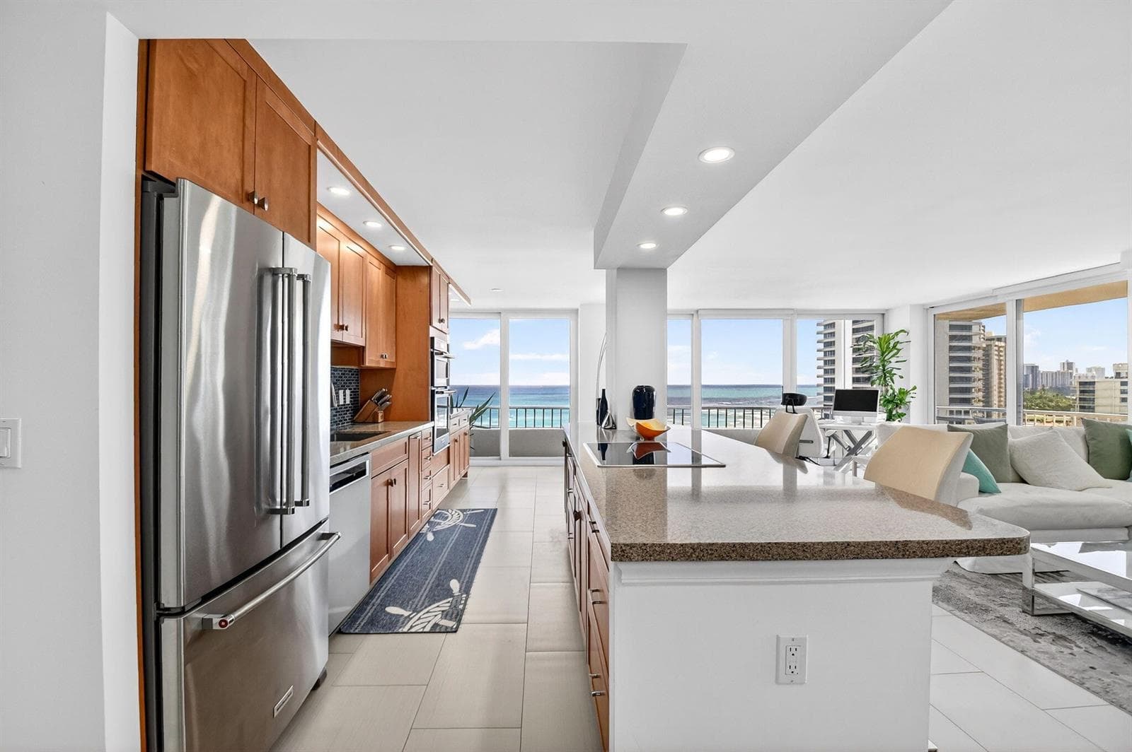 5540 N Ocean Drive 9b photo 5