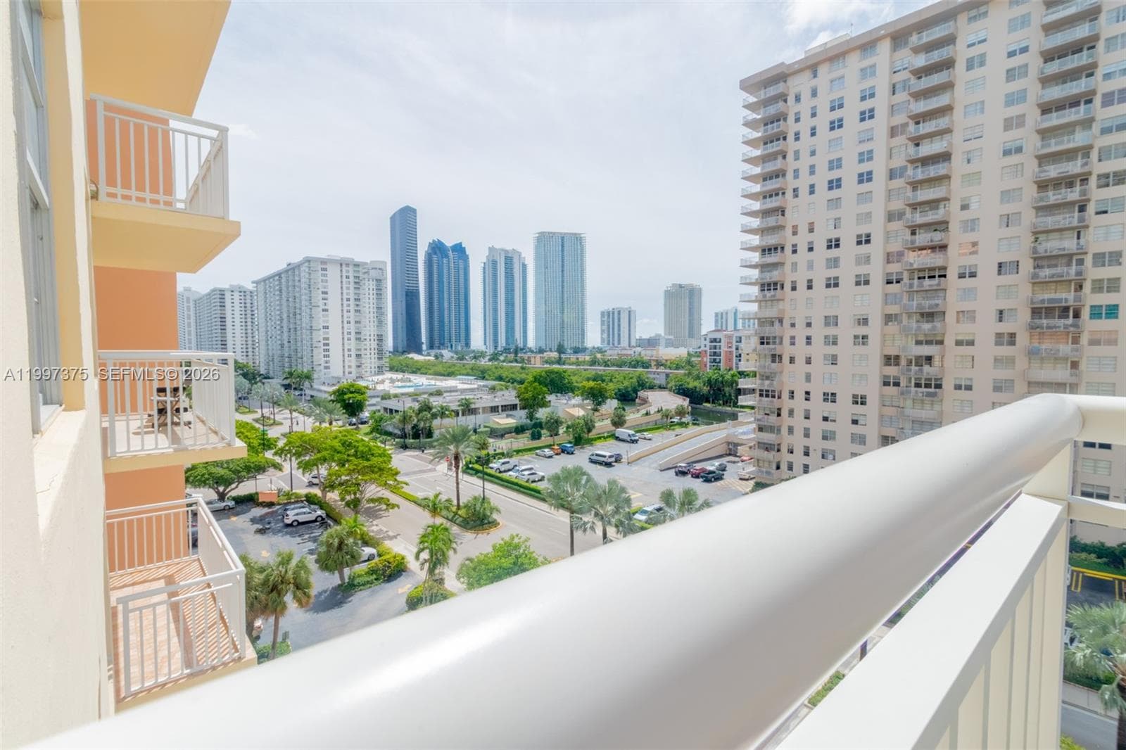 251 174th St 808 photo 6