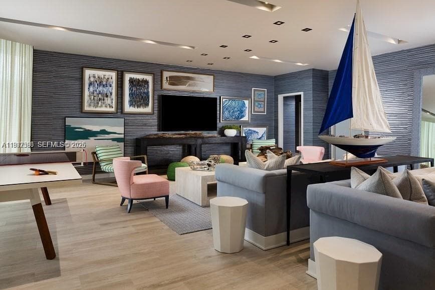 2900 7th Ave 2406 photo 17