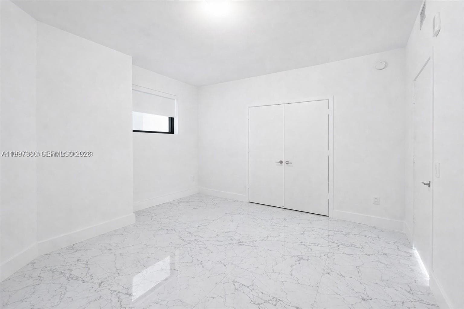 2900 7th Ave 2406 photo 8