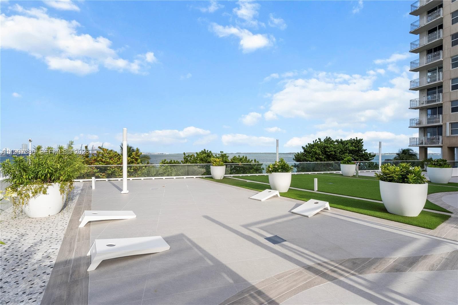 770 Claughton Island Dr 1515 photo 22