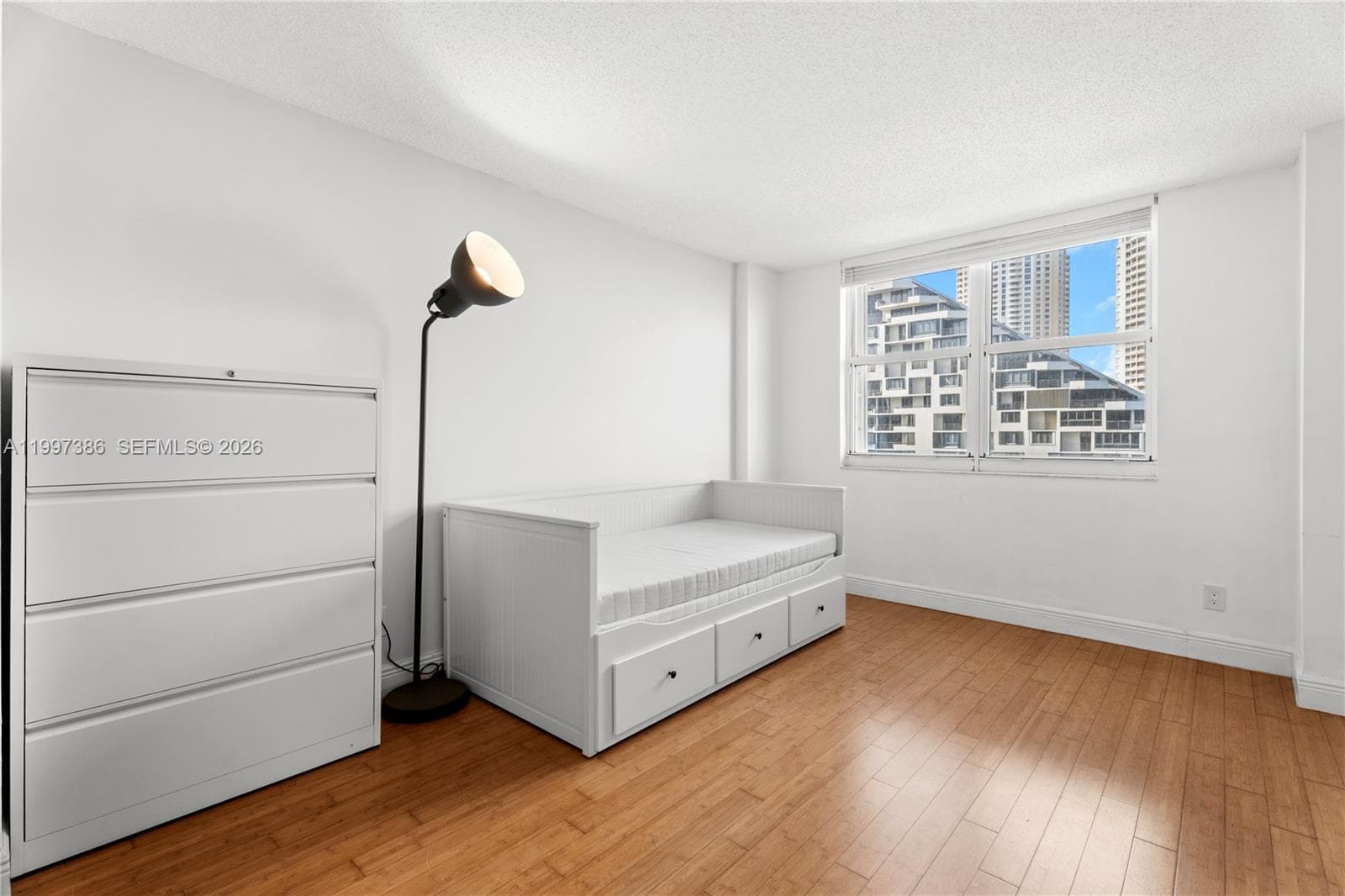 770 Claughton Island Dr 1515 photo 9