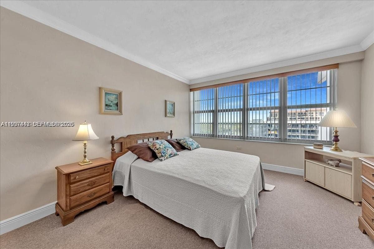 3111 Ocean Dr 904 photo 24