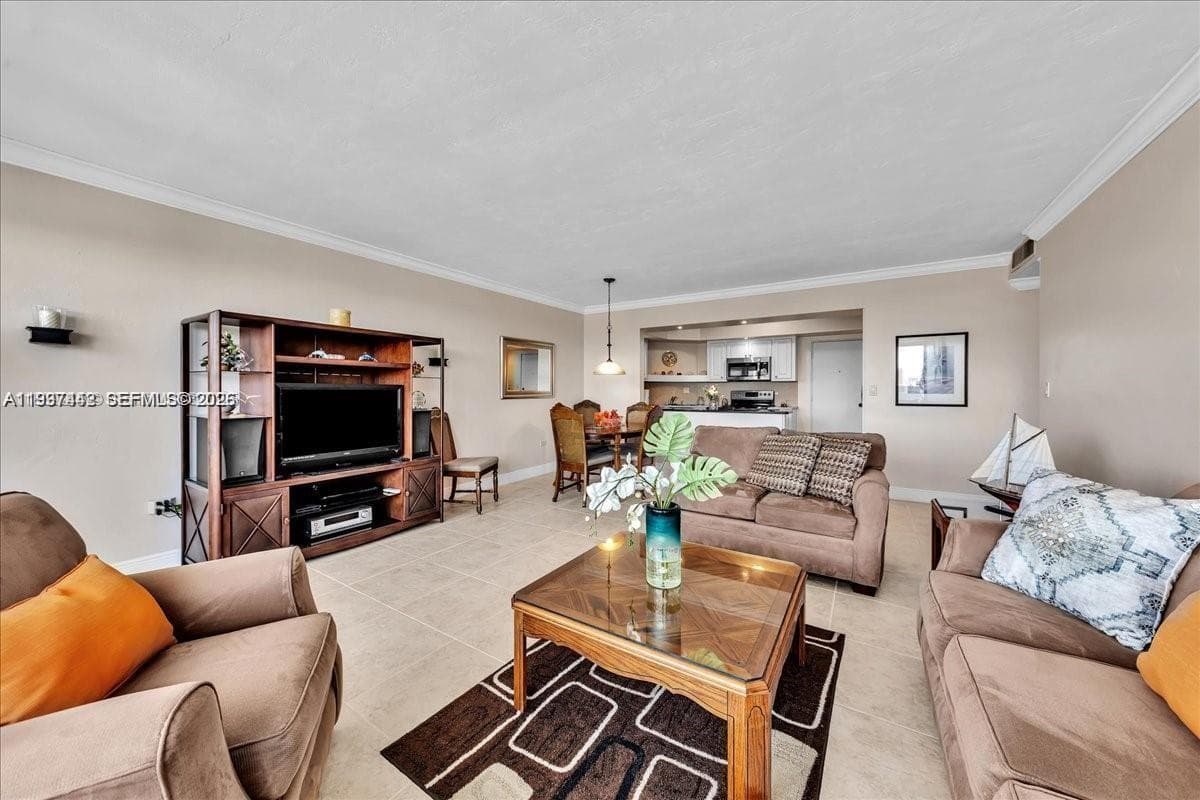 3111 Ocean Dr 904 photo 14