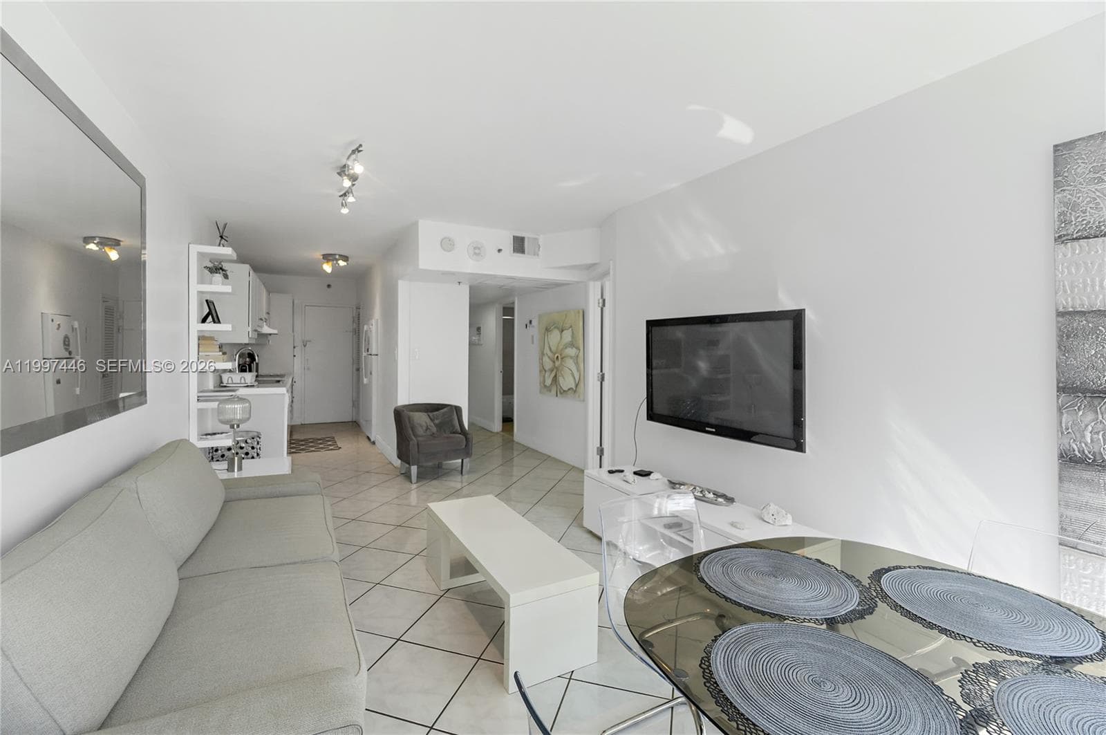 100 Lincoln Rd 638 photo 8