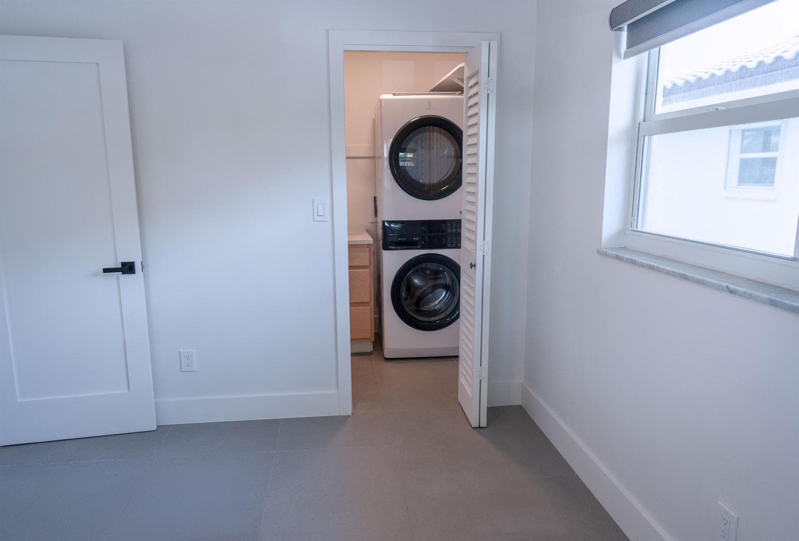 3605 NE 32nd Avenue 209a photo 22