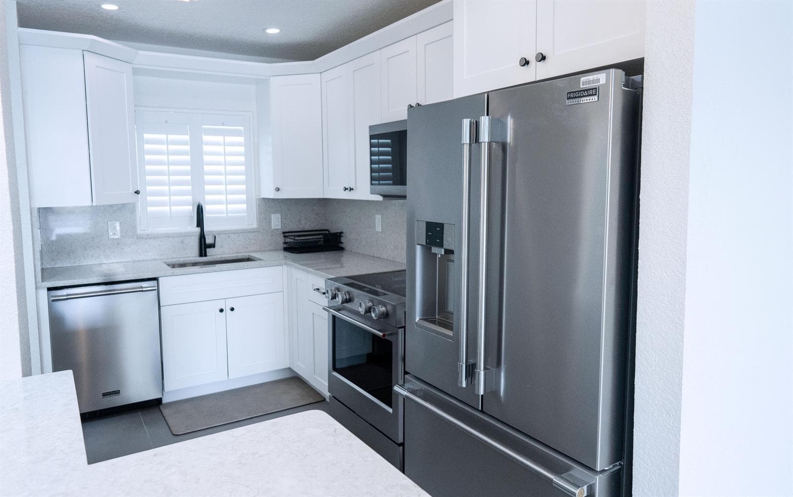 3605 NE 32nd Avenue 209a photo 18