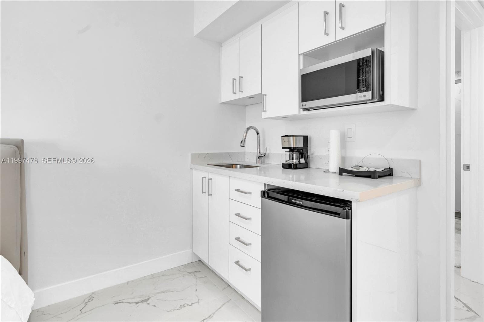 17375 Collins Ave 1703 photo 12