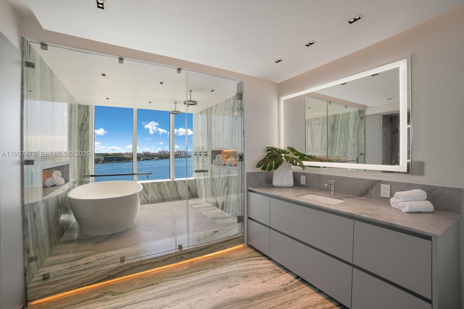 1000 Pointe Dr 901 photo 12