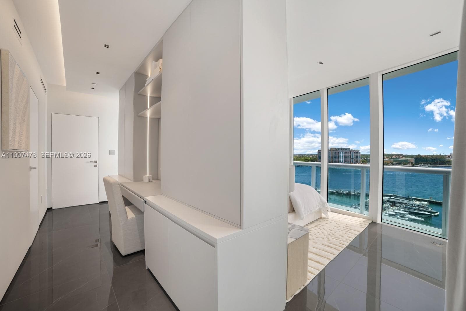 1000 Pointe Dr 901 photo 10