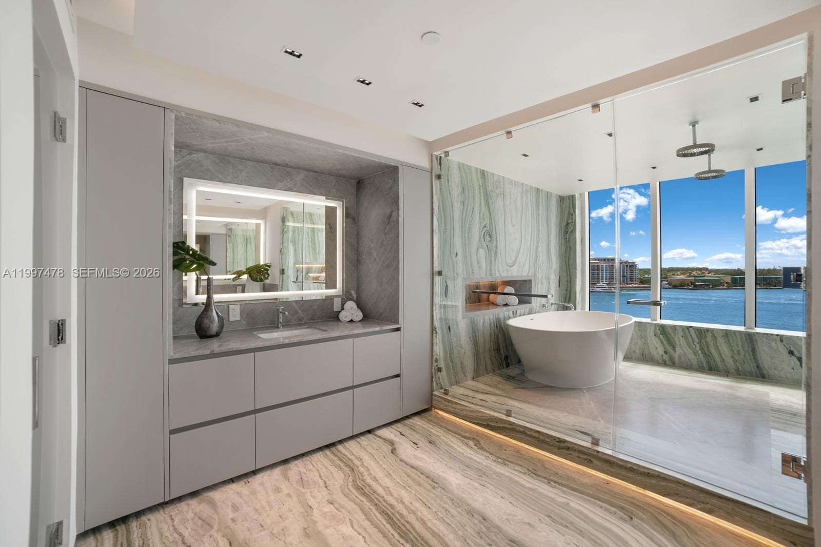 1000 Pointe Dr 901 photo 11