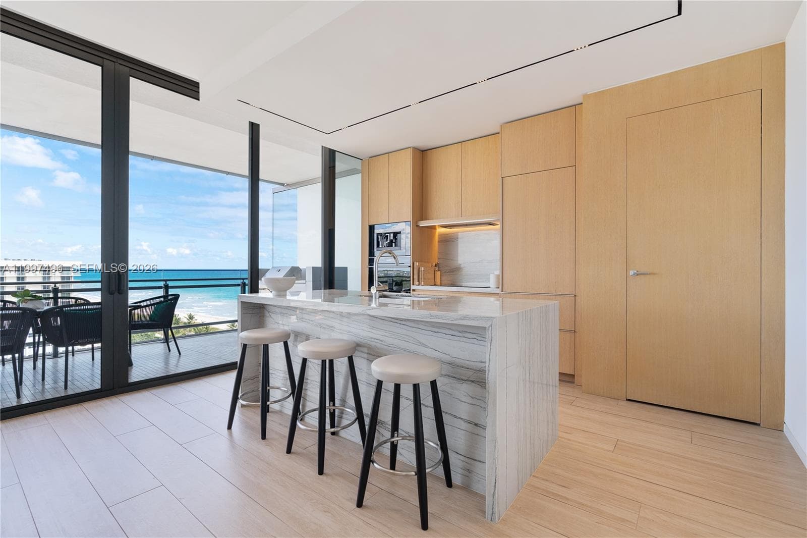 8701 Collins Ave 1103 photo 5