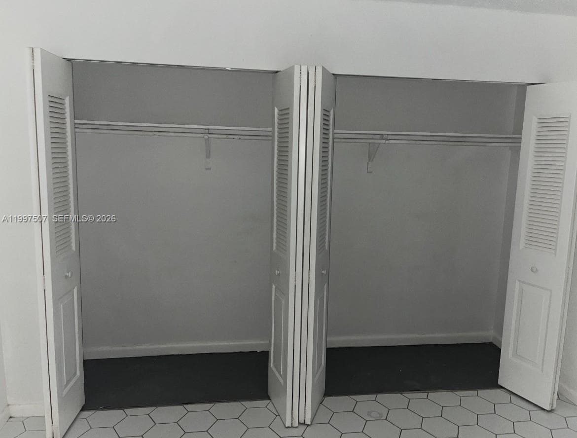 89 Berkshire D 89 photo 17