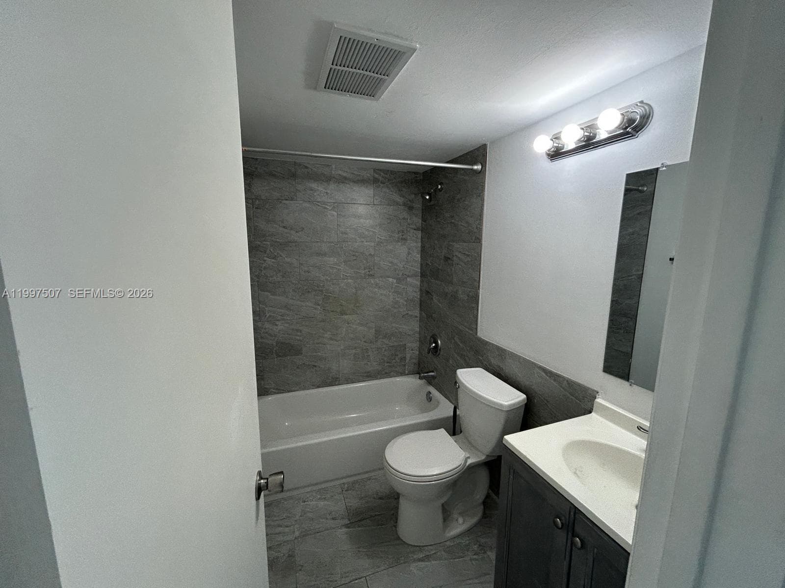 89 Berkshire D 89 photo 10