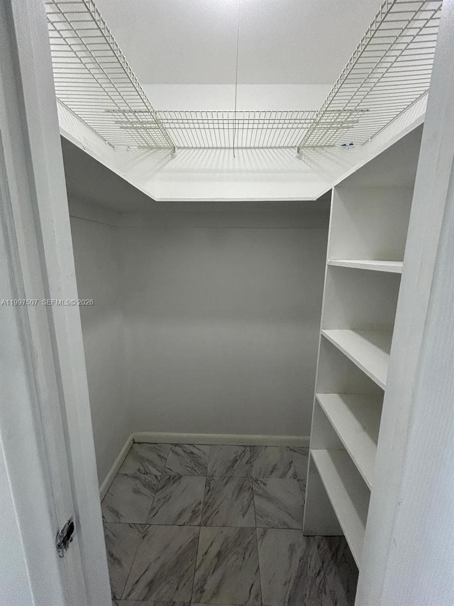 89 Berkshire D 89 photo 18