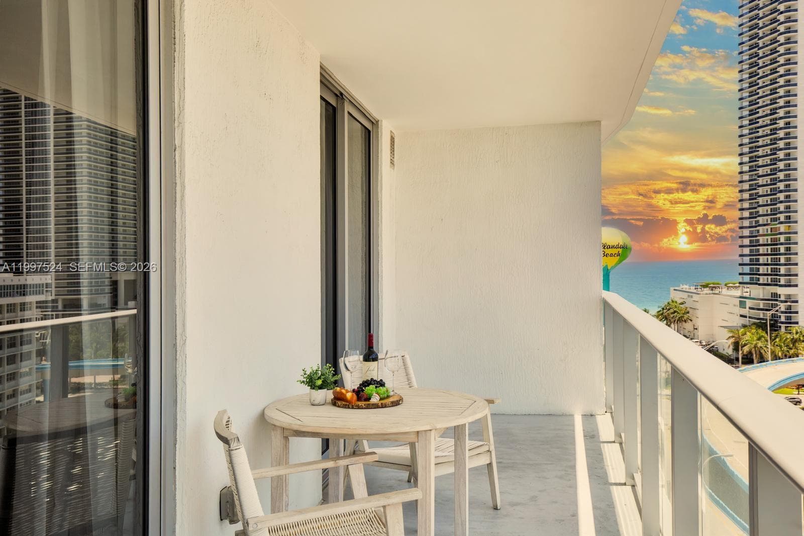 4010 Ocean Dr R708 photo 12