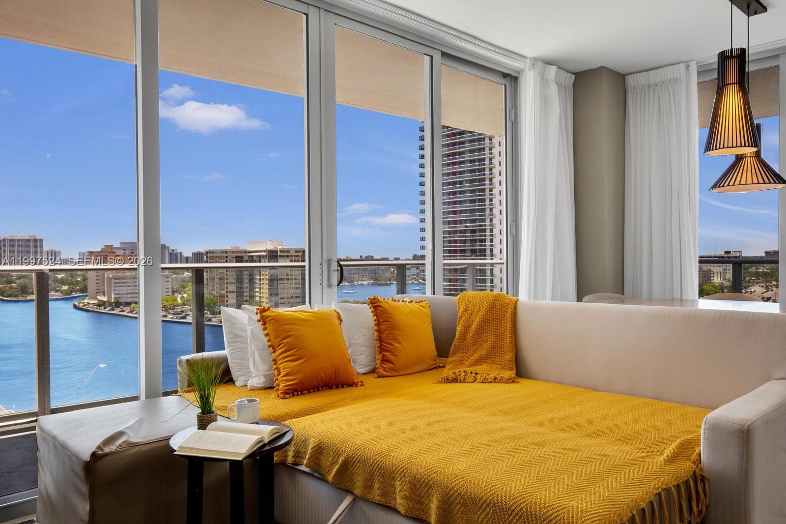 4010 Ocean Dr R708 photo 1