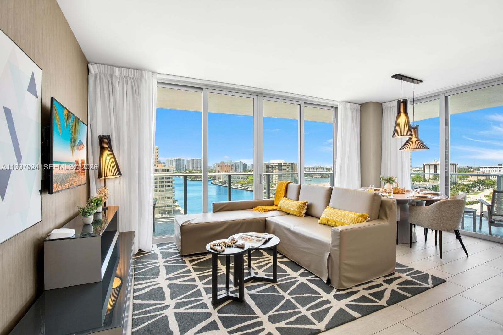 4010 Ocean Dr R708 photo 11