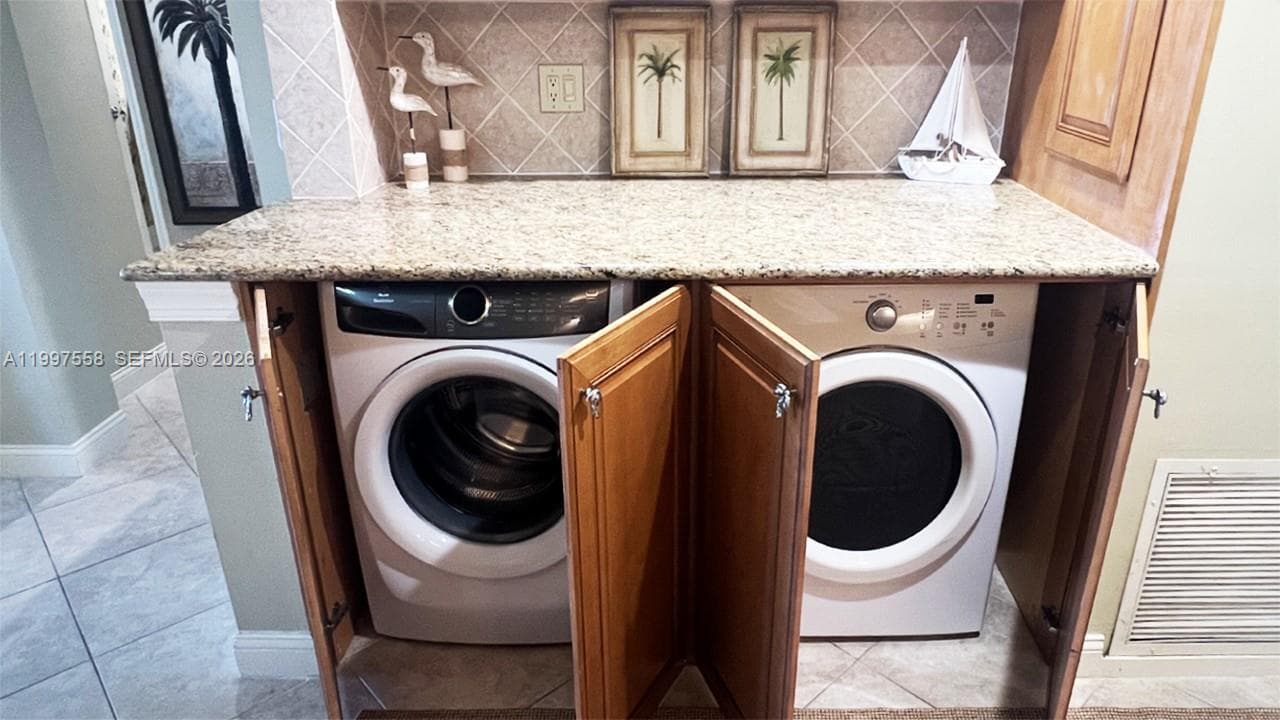 96000 Overseas Hwy W43 photo 9