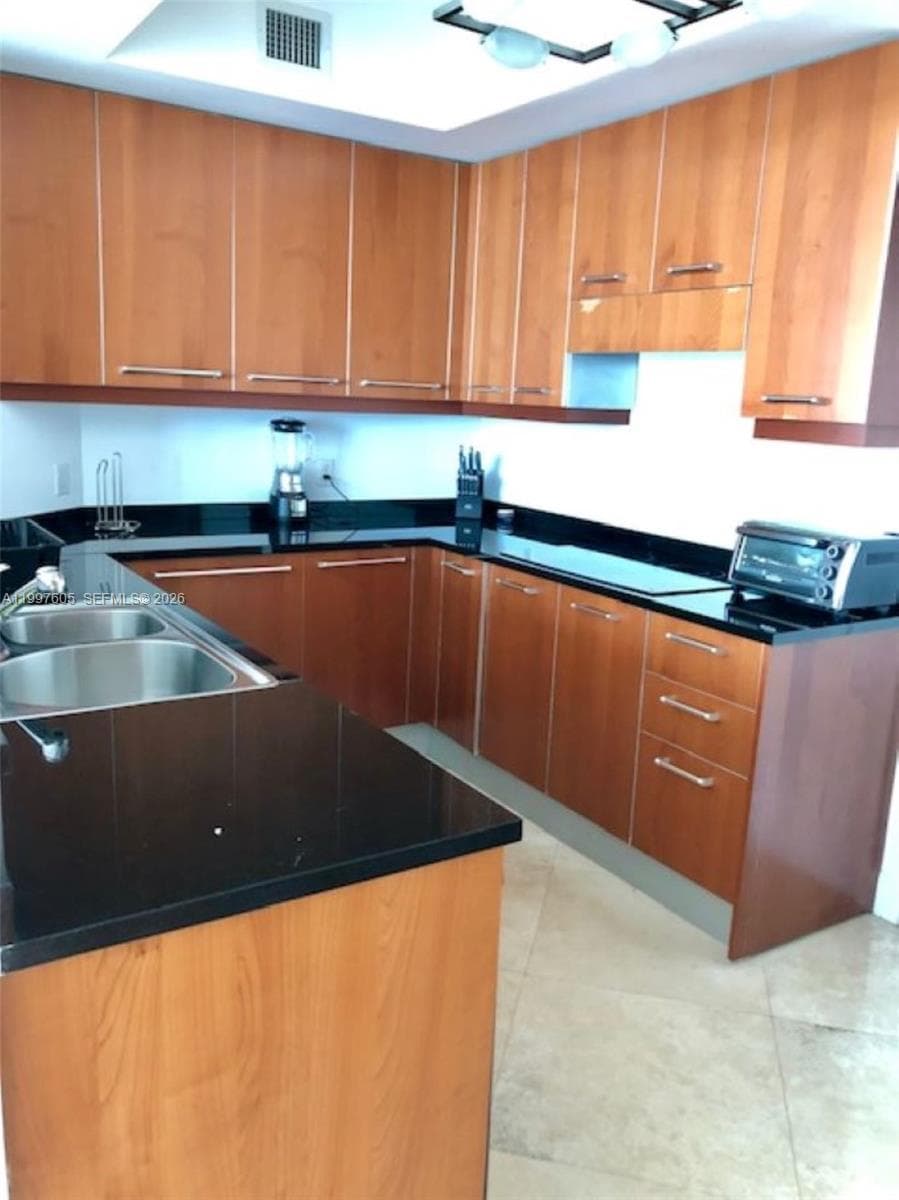 3101 Ocean Dr 2406 photo 6