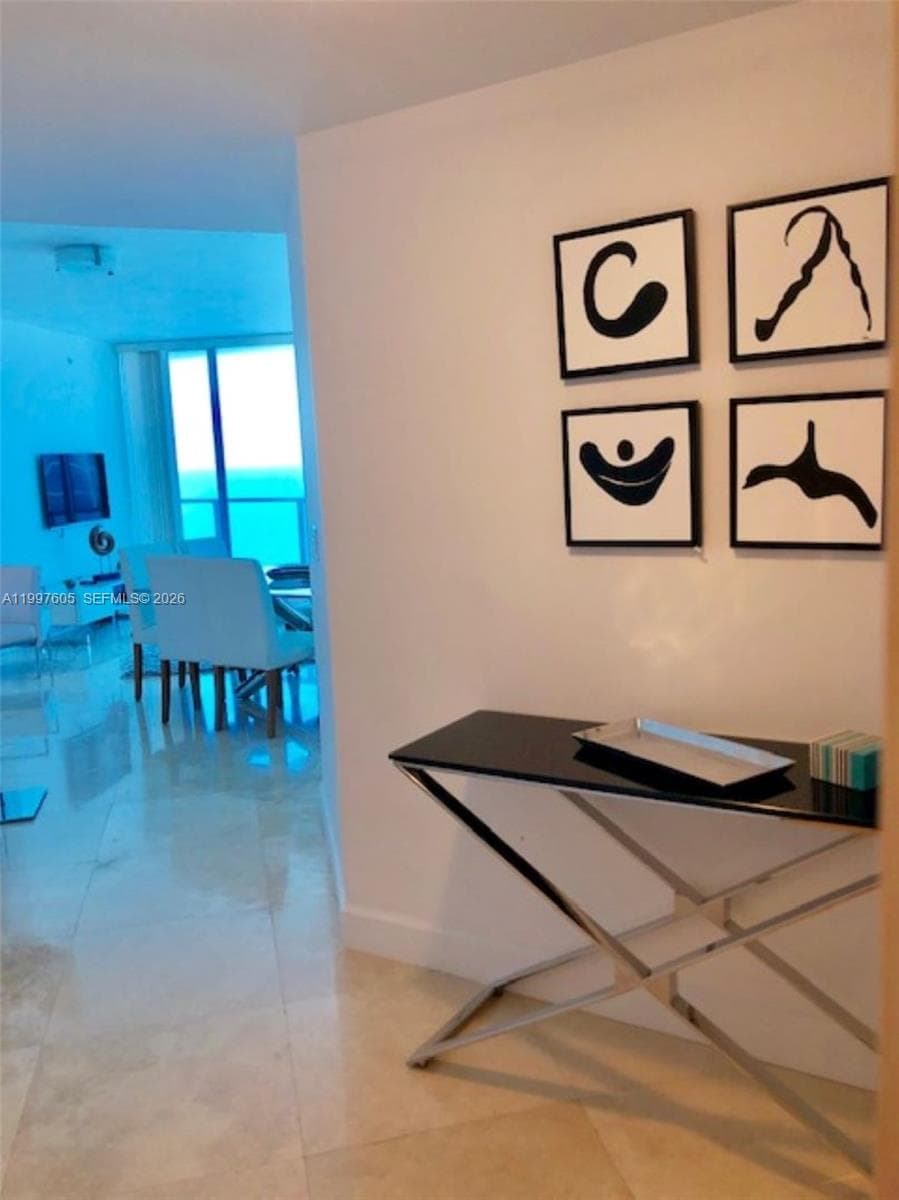 3101 Ocean Dr 2406 photo 4