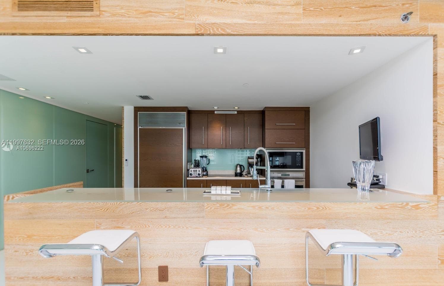 465 Brickell Ave 2301 photo 7