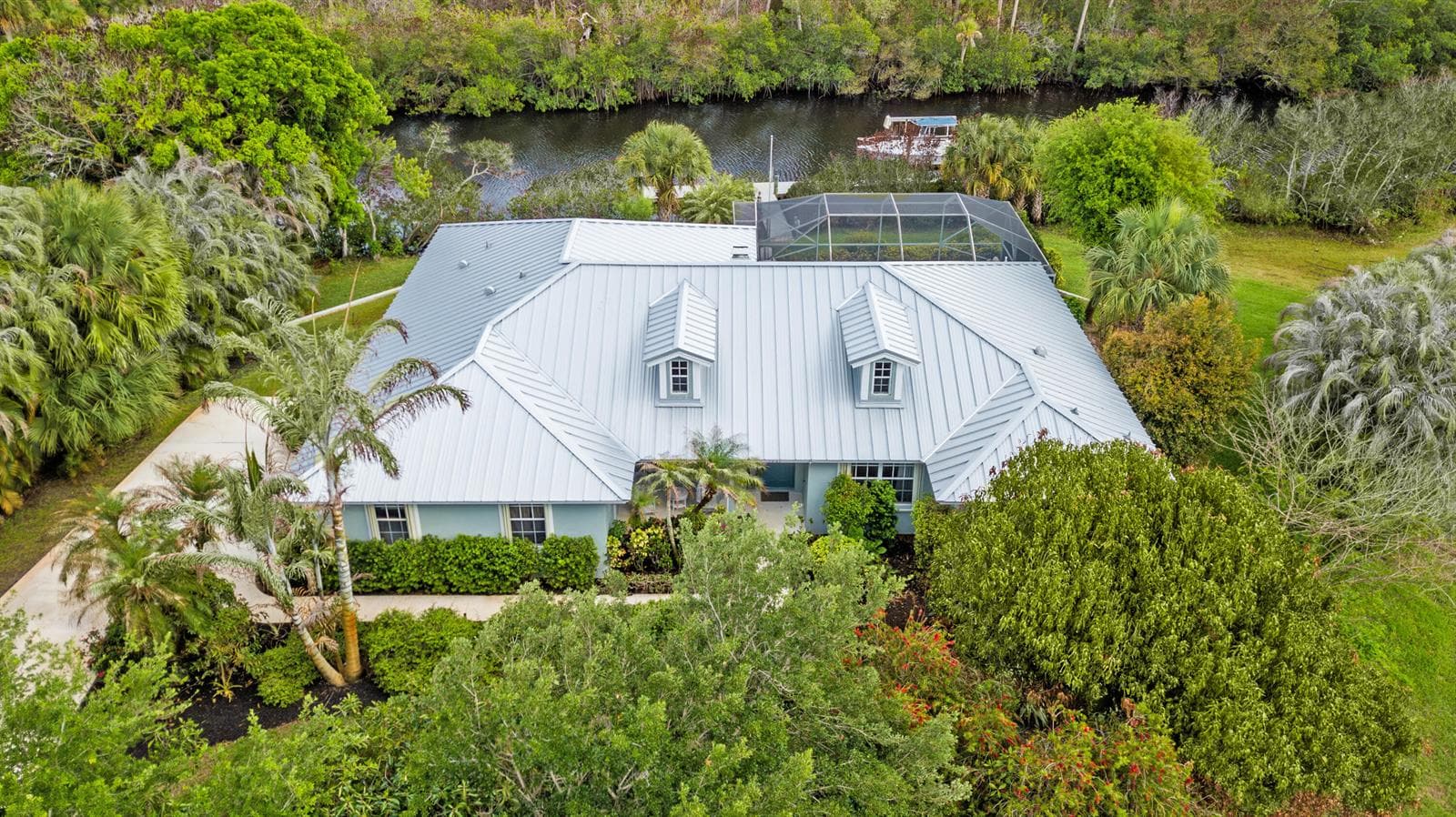3281 SW Water Edge Way photo 19