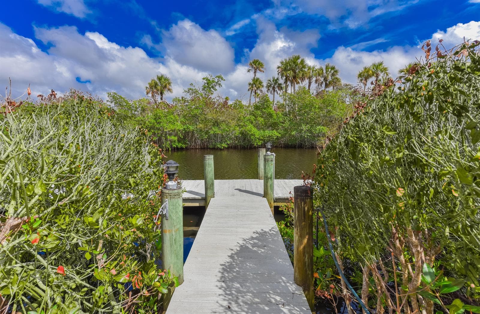 3281 SW Water Edge Way photo 8
