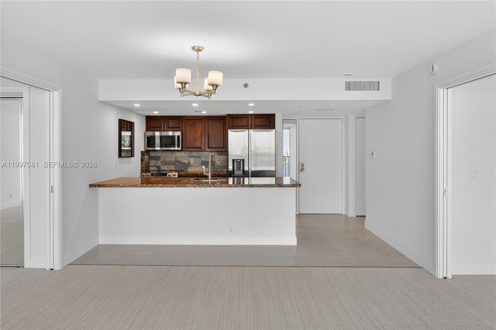 7601 Treasure Dr 2319 photo 23