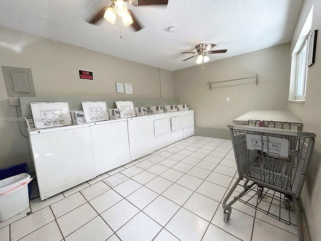1400 54th St 306 photo 15