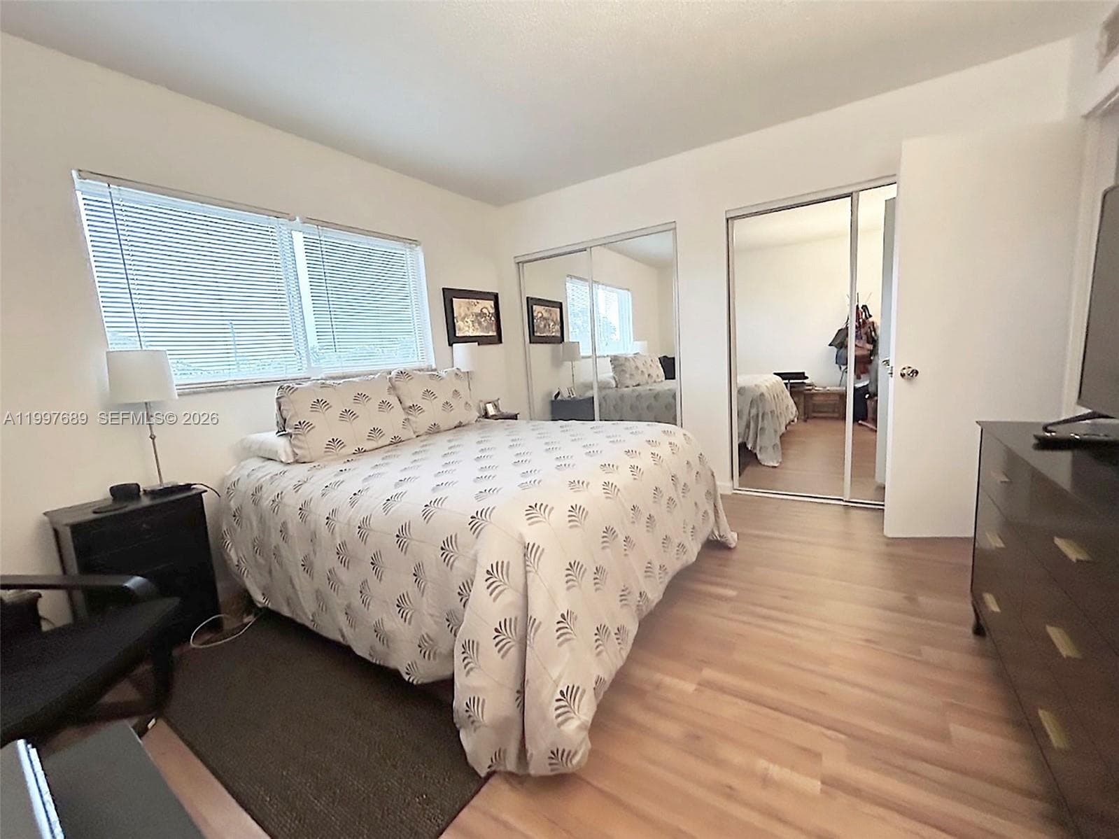 1400 54th St 306 photo 11