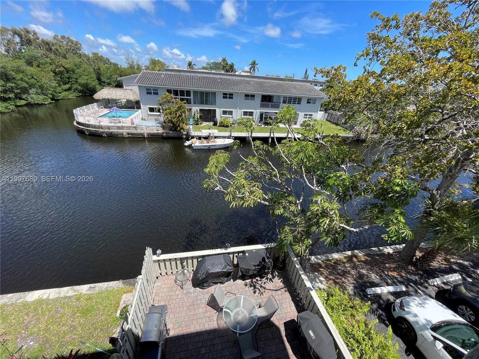 1400 54th St 306 photo 25