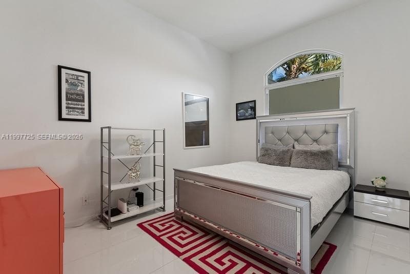 14019 Miller Dr photo 17