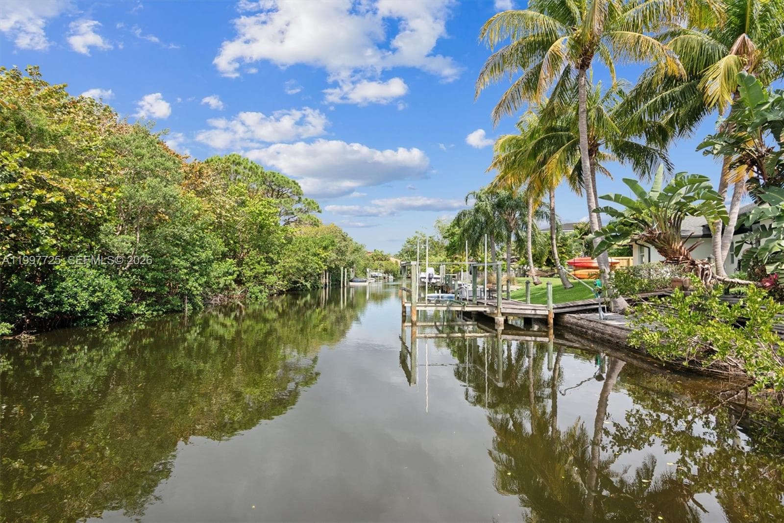 14019 Miller Dr photo 3