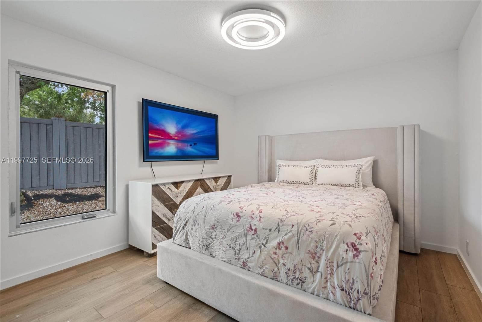 14019 Miller Dr photo 14