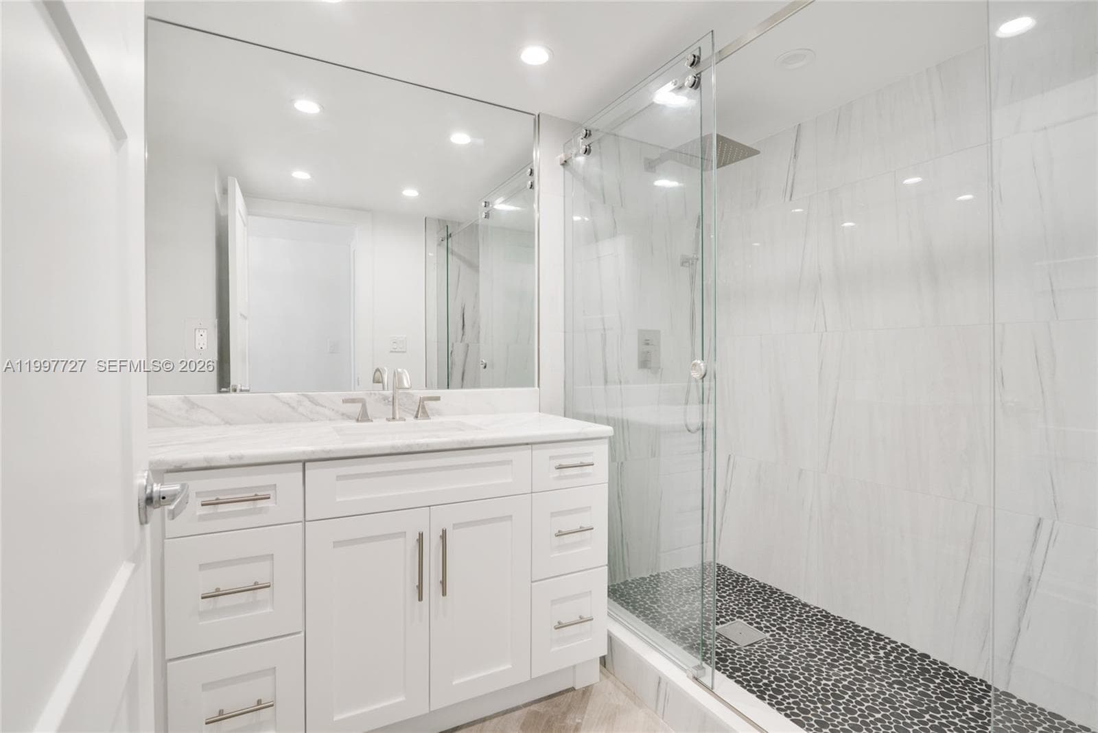 2100 Ocean Ln 1912 photo 20