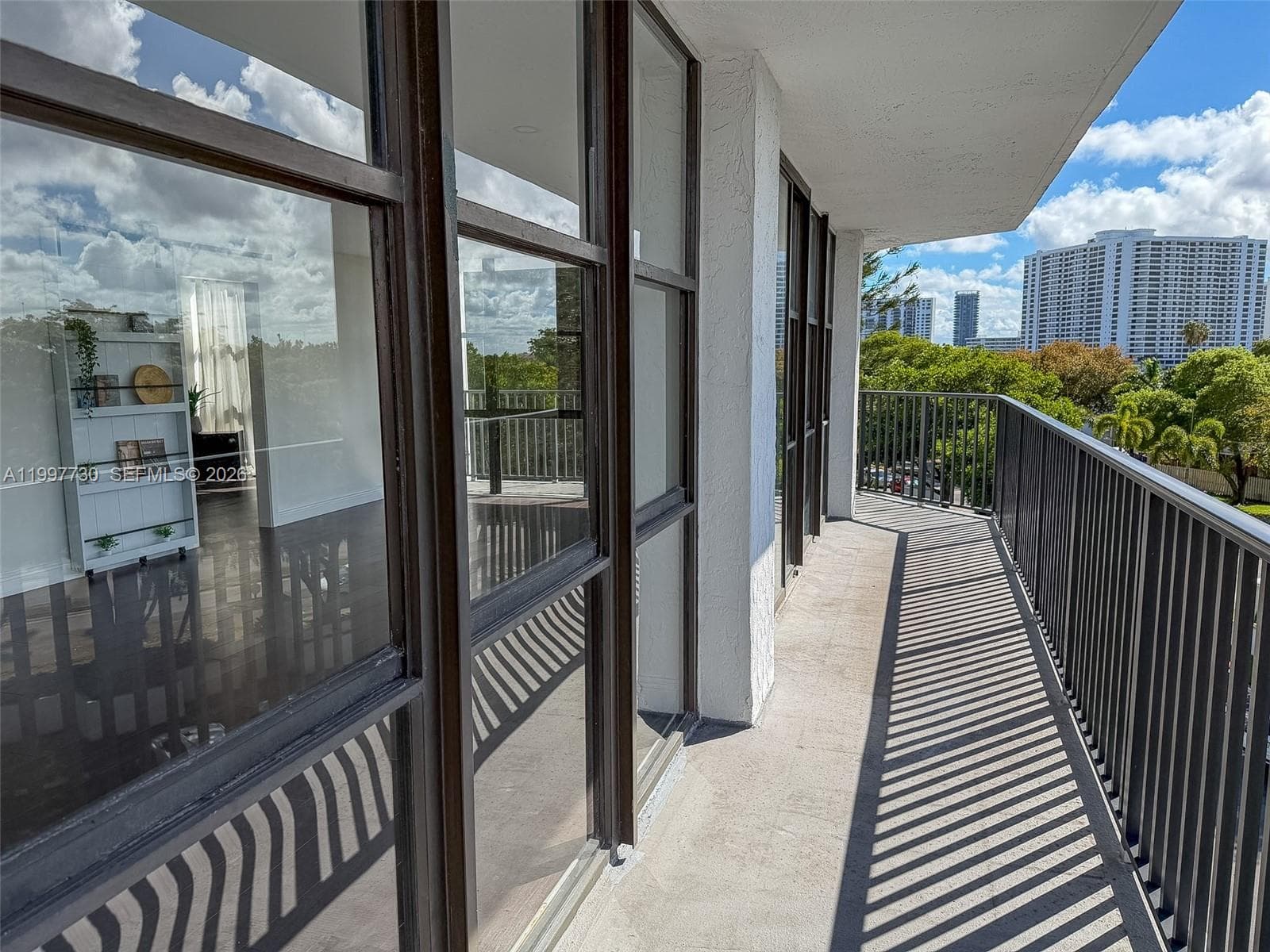 1000 Parkview Dr 531 photo 11