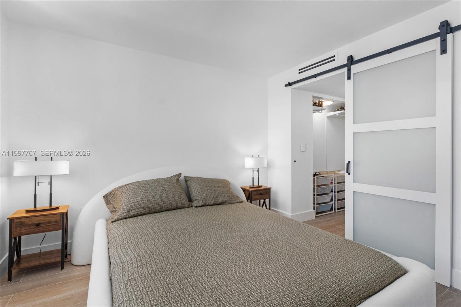 5701 Collins Ave 1707 photo 11