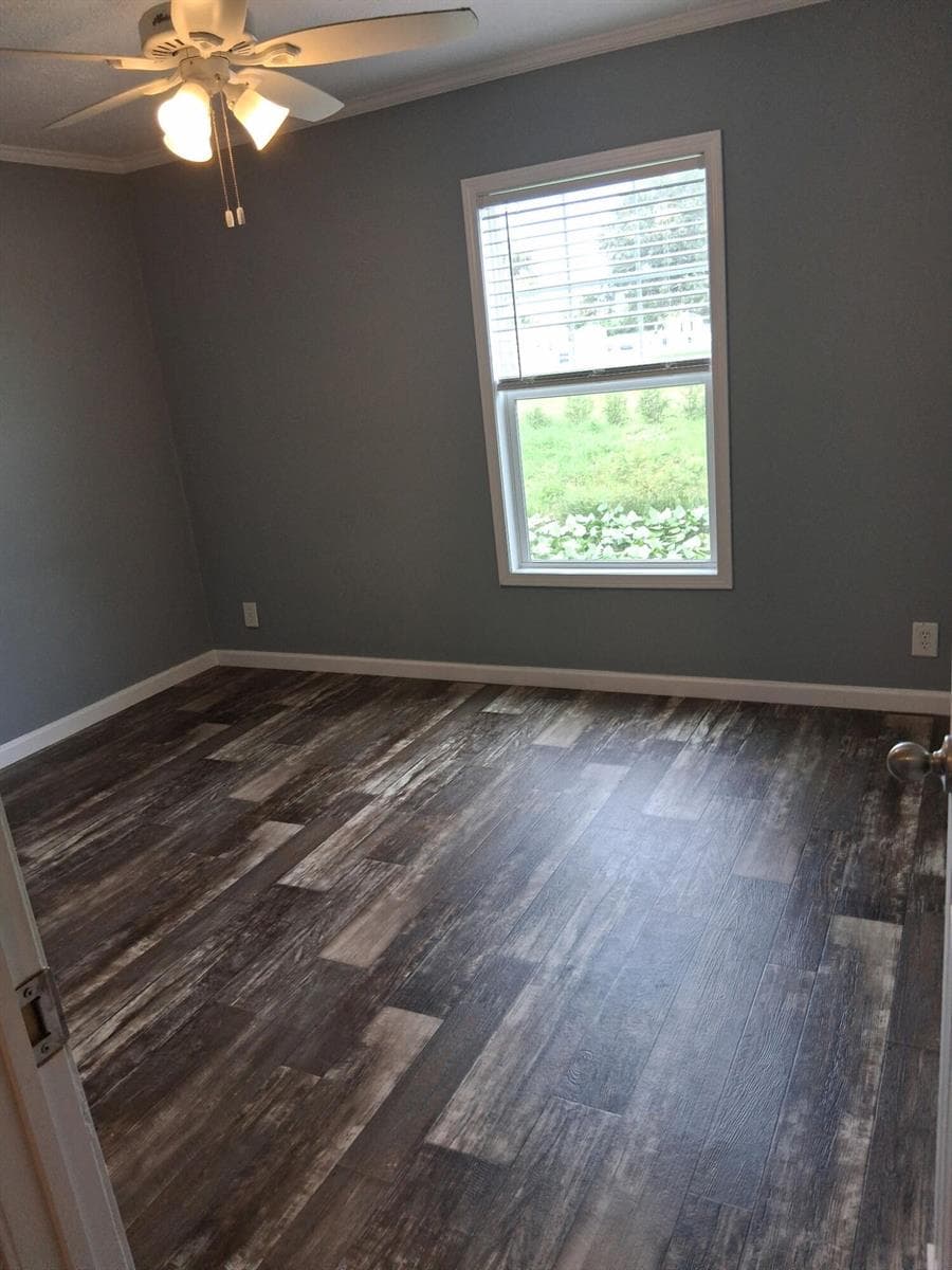 356 Mockingbird Avenue photo 13