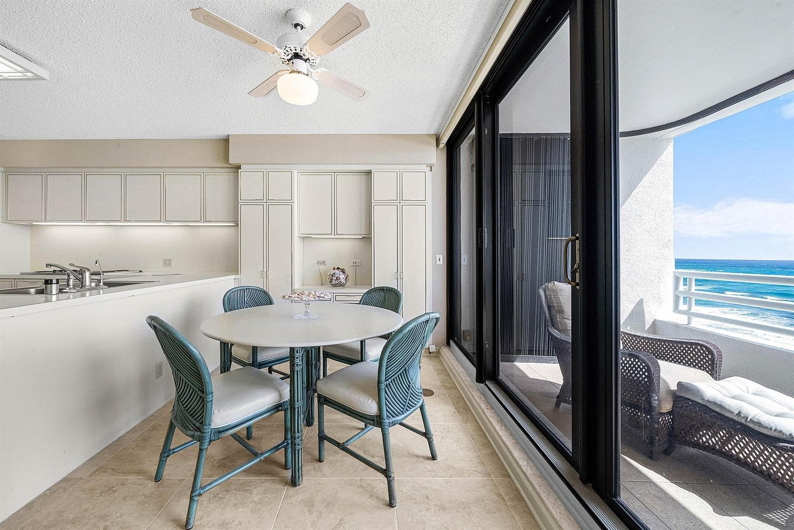 1500 S Ocean Boulevard 604 photo 16
